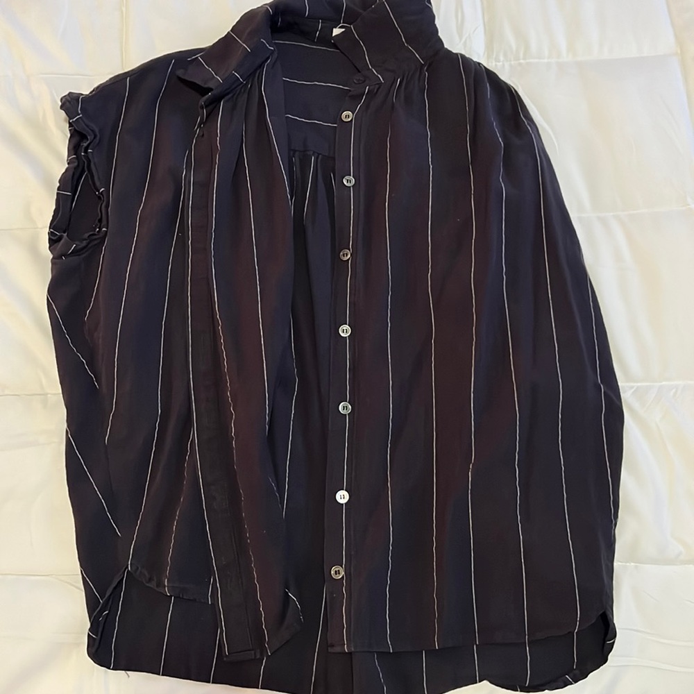 Black and white button up short sleeve